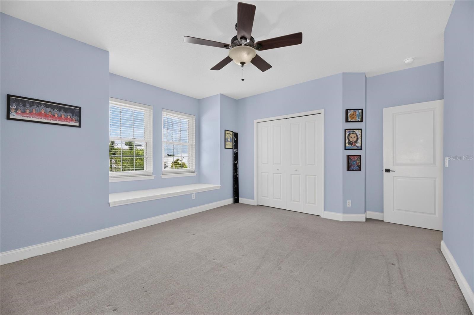MIRABAY PH 3B-2 - Residential
