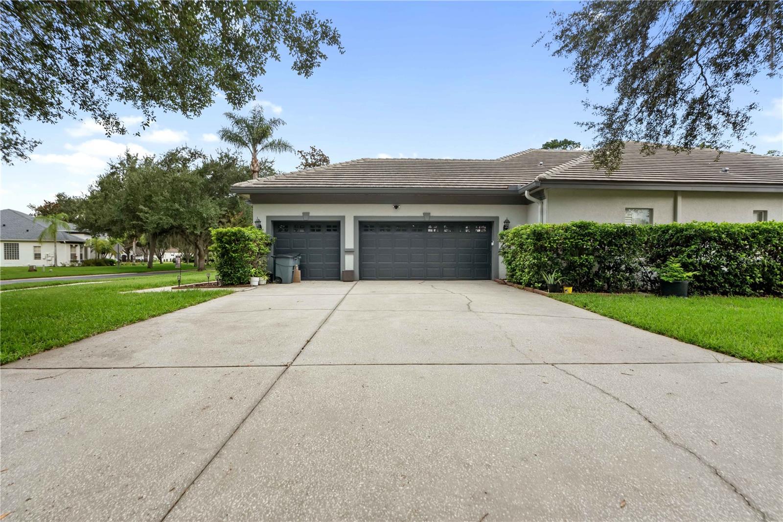 PASCO SUNSET LAKES - Residential