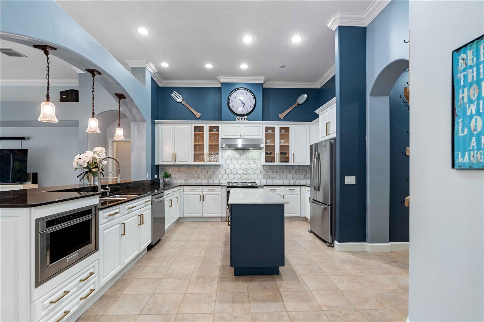 PASCO SUNSET LAKES - Residential