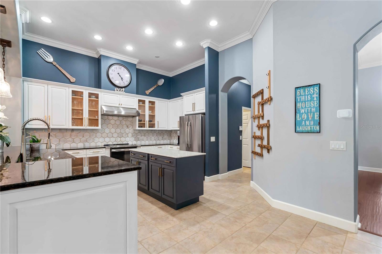 PASCO SUNSET LAKES - Residential