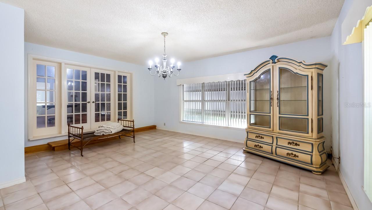 HOWEY EMERY HEIGHTS - Residential