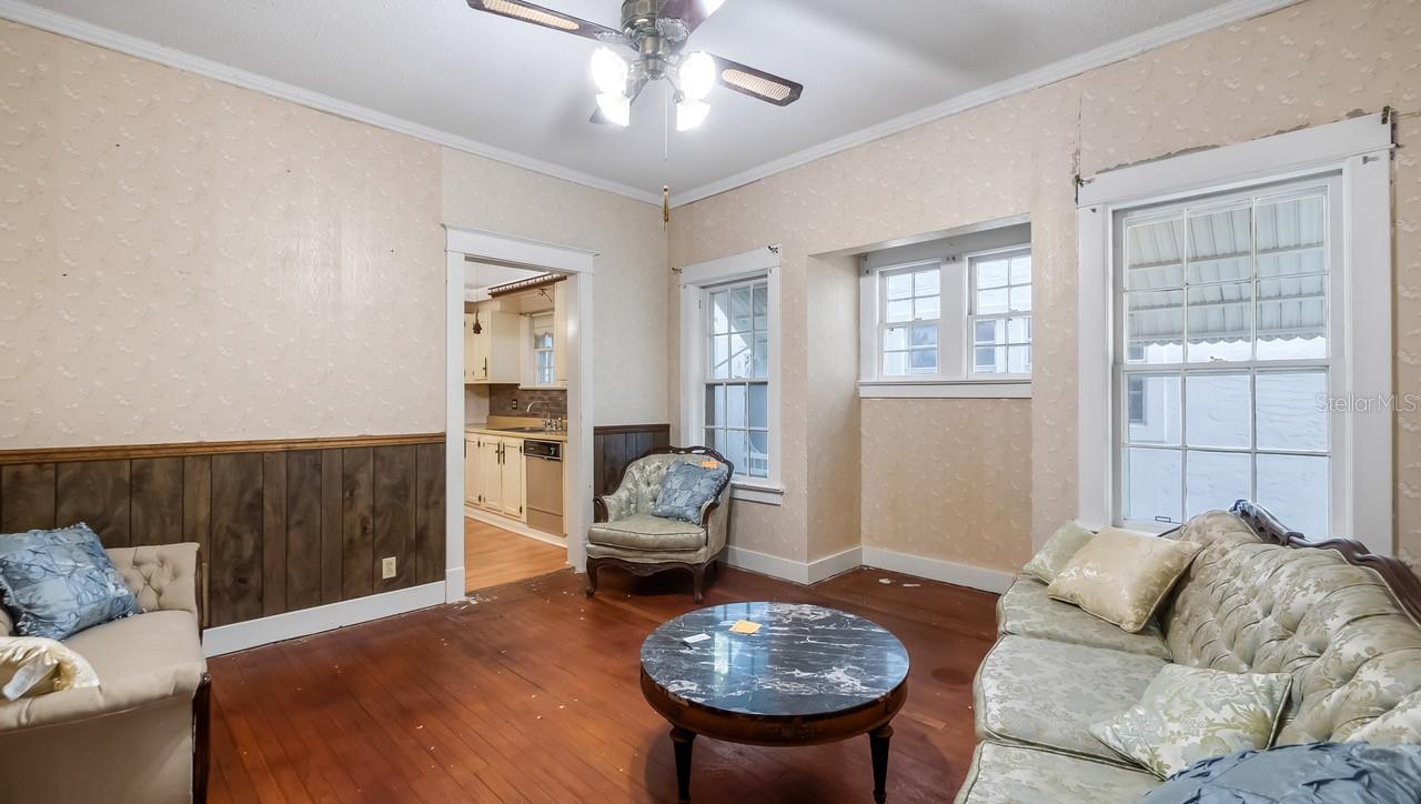 HOWEY EMERY HEIGHTS - Residential