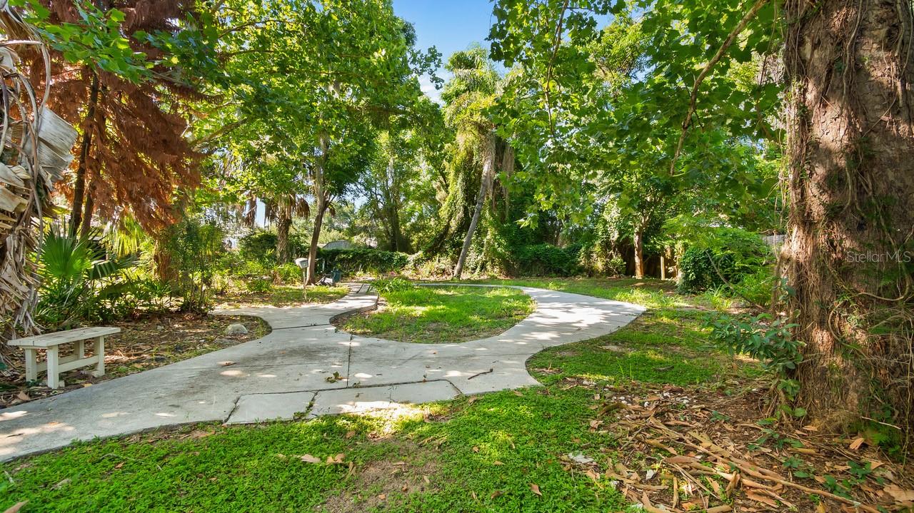 HOWEY EMERY HEIGHTS - Residential
