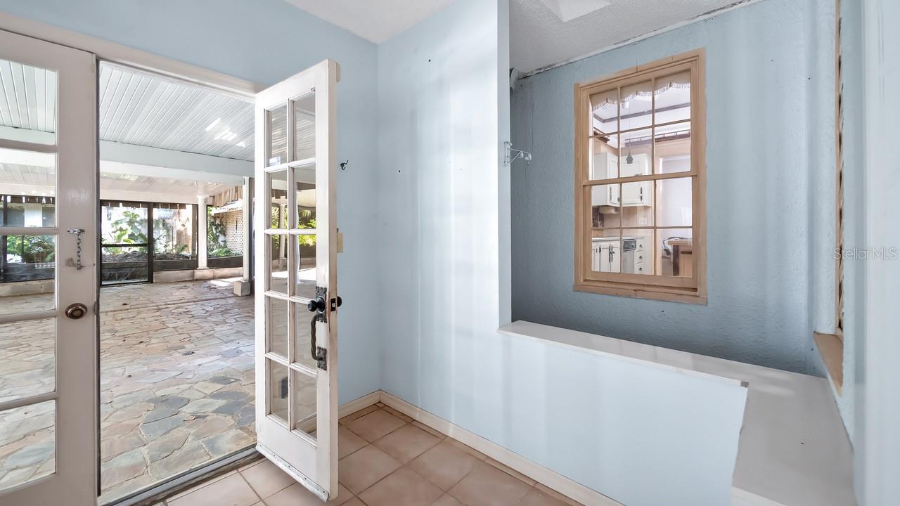 HOWEY EMERY HEIGHTS - Residential