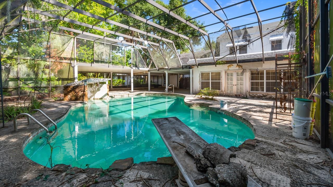 HOWEY EMERY HEIGHTS - Residential