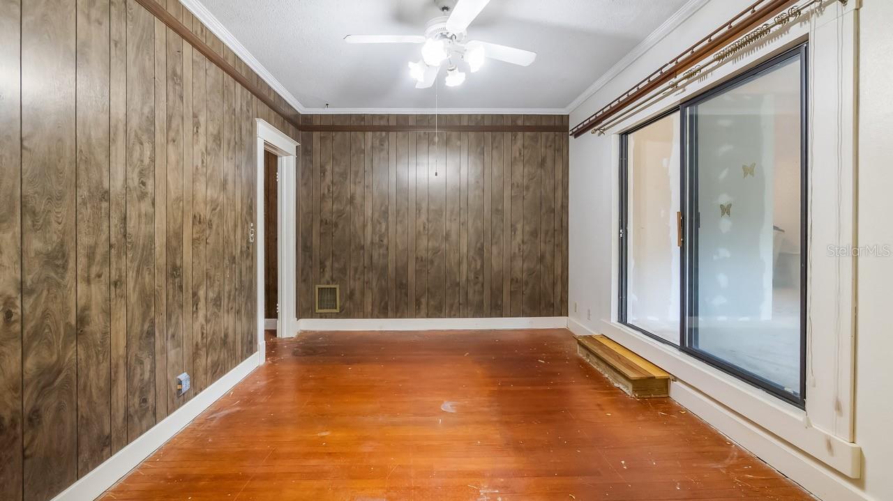 HOWEY EMERY HEIGHTS - Residential