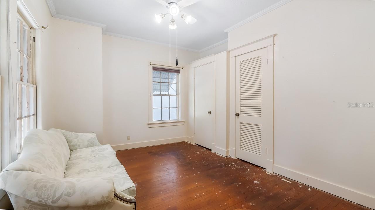 HOWEY EMERY HEIGHTS - Residential