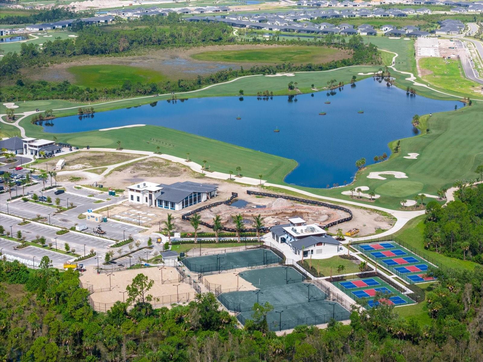 WELLEN PARK GOLF & COUNTRY CLB - Residential
