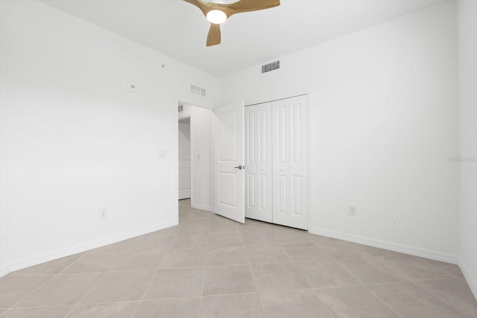 WELLEN PARK GOLF & COUNTRY CLB - Residential