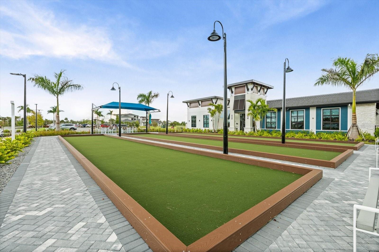 WELLEN PARK GOLF & COUNTRY CLB - Residential