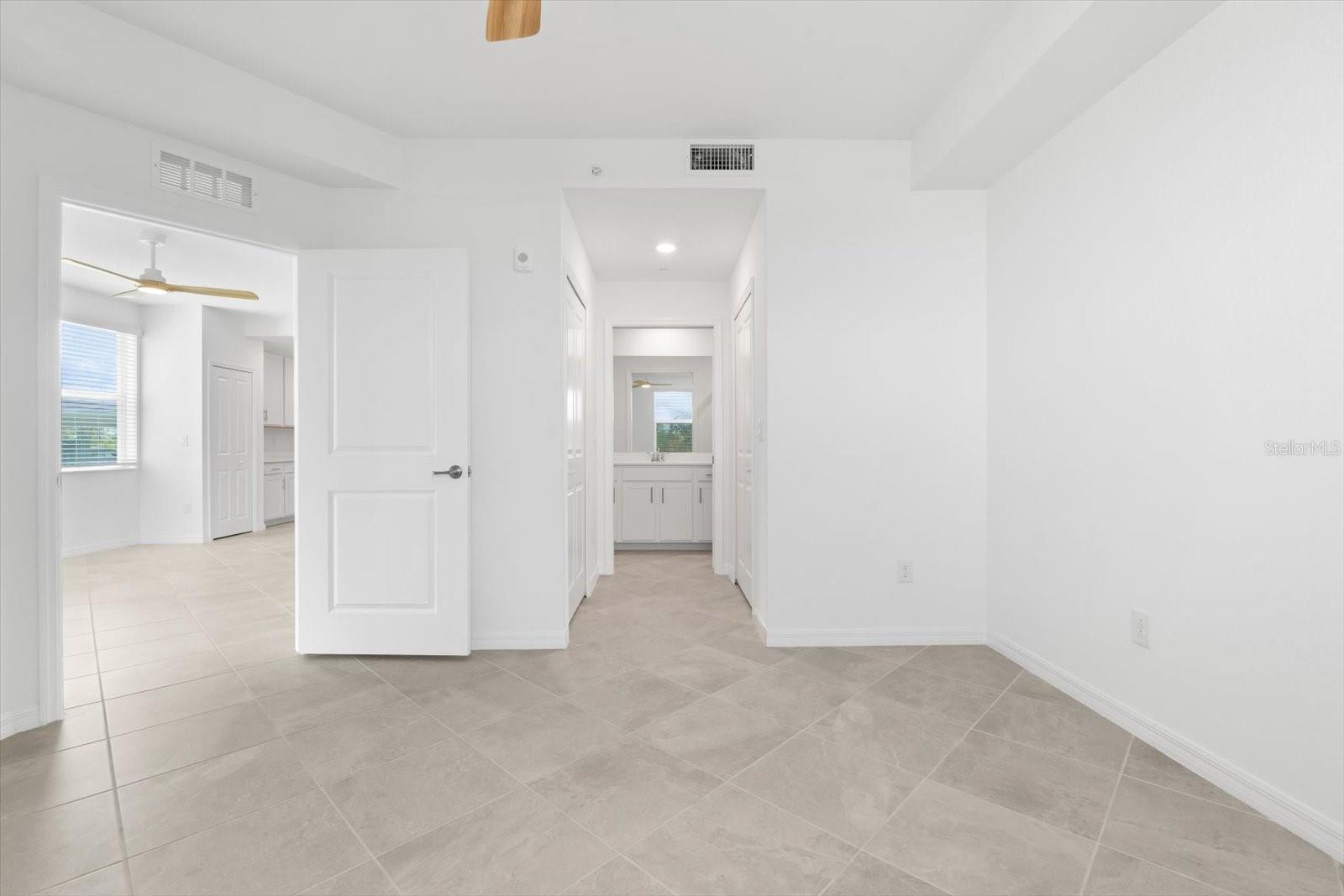 WELLEN PARK GOLF & COUNTRY CLB - Residential