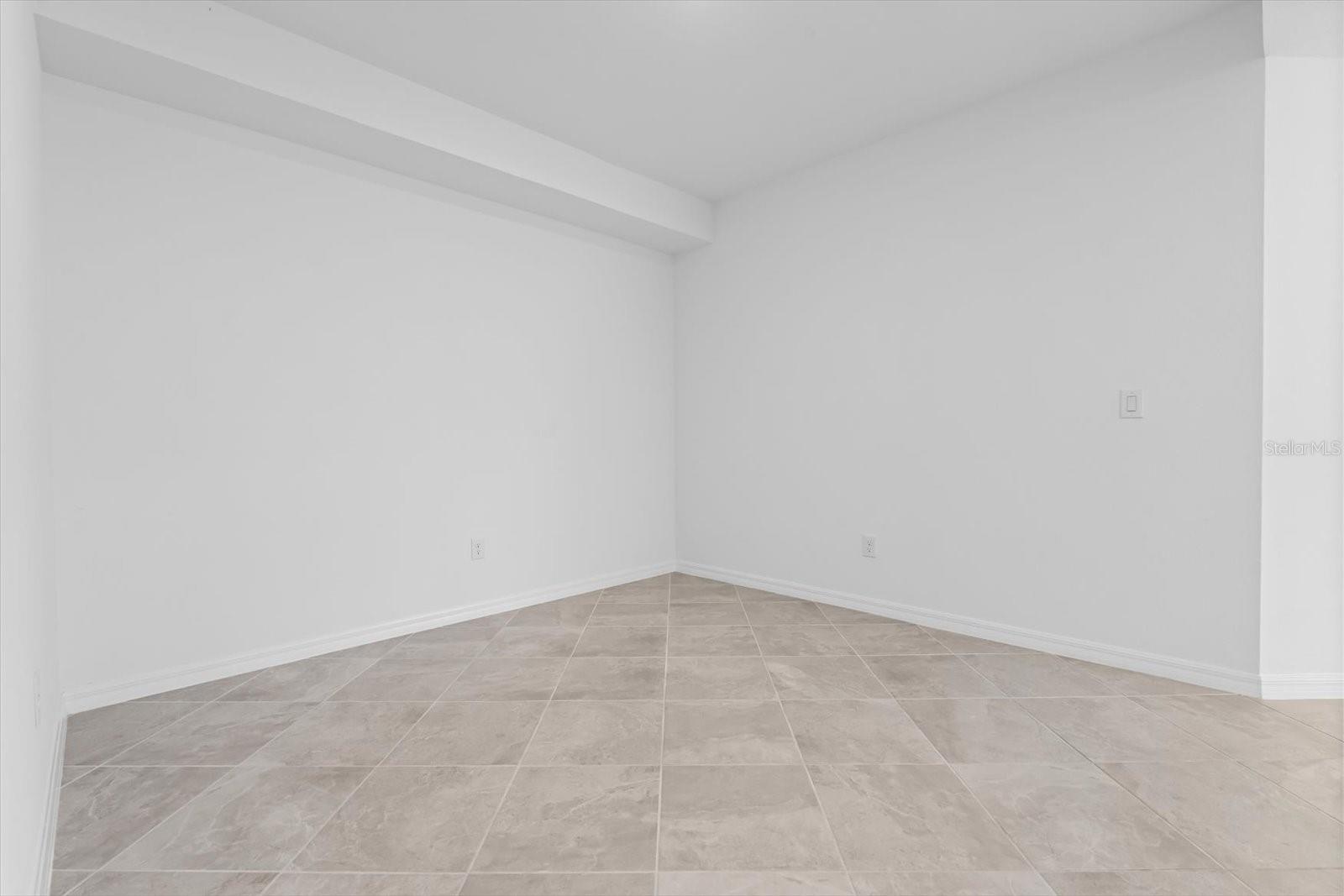 WELLEN PARK GOLF & COUNTRY CLB - Residential