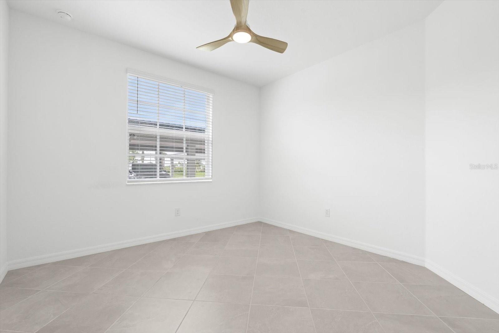 WELLEN PARK GOLF & COUNTRY CLB - Residential