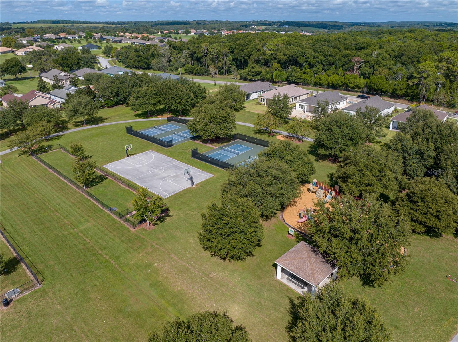 LAKE JOVITA GOLF & COUNTRY CLUB PH 01 - Residential