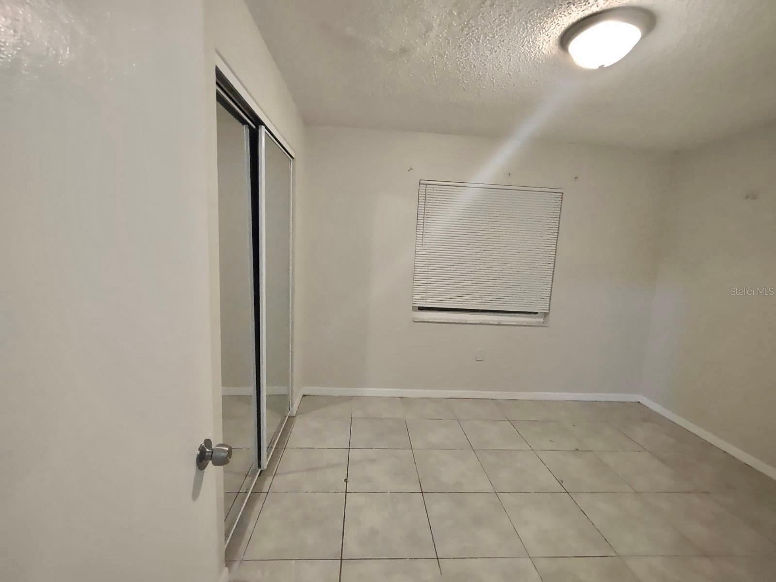 LEESBURG BIRCHWOOD - Residential Lease