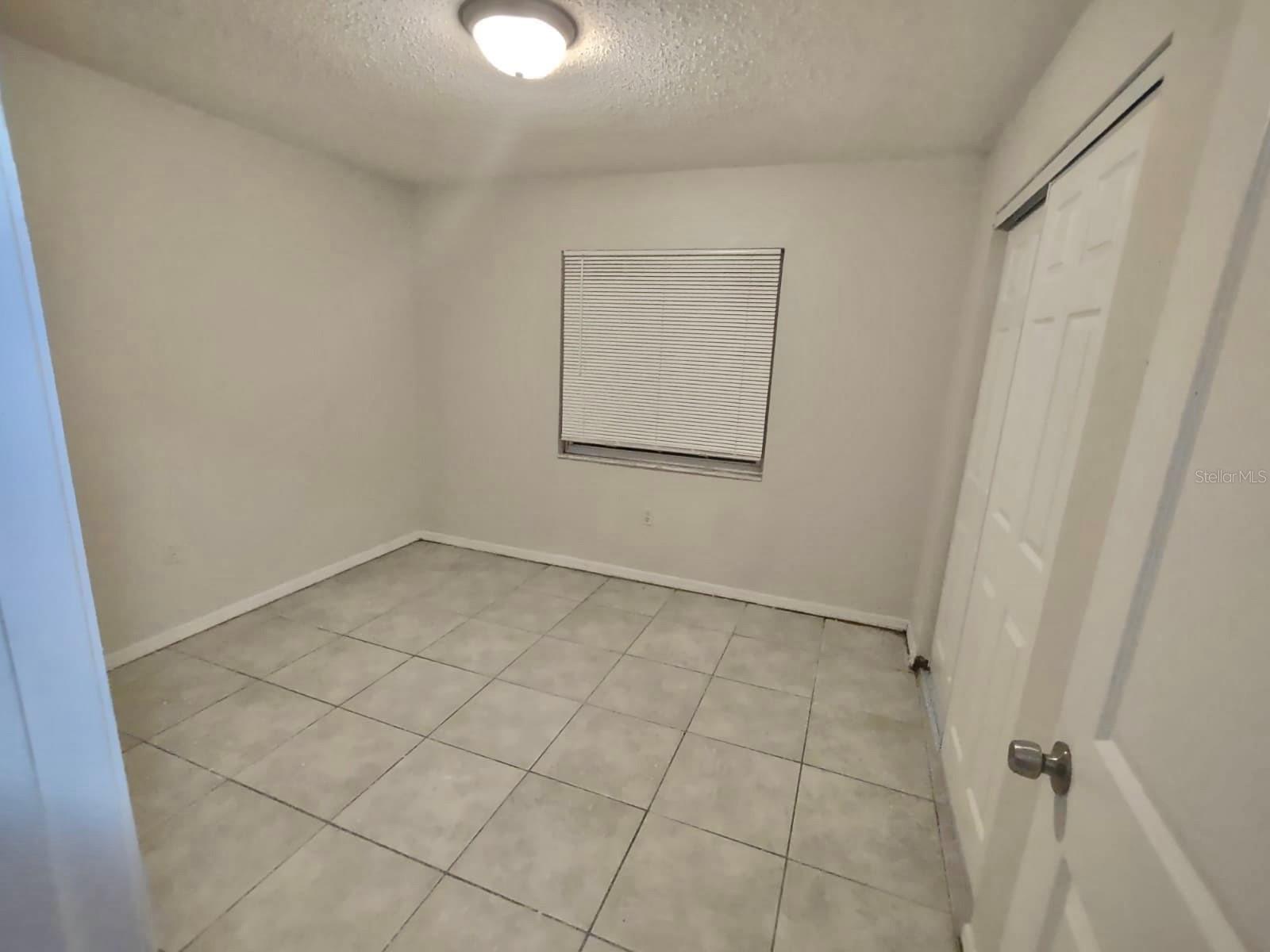 LEESBURG BIRCHWOOD - Residential Lease