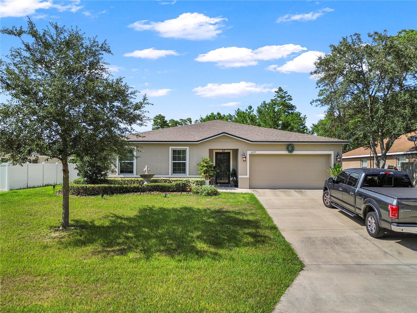 MARION OAKS UN 7 - Residential