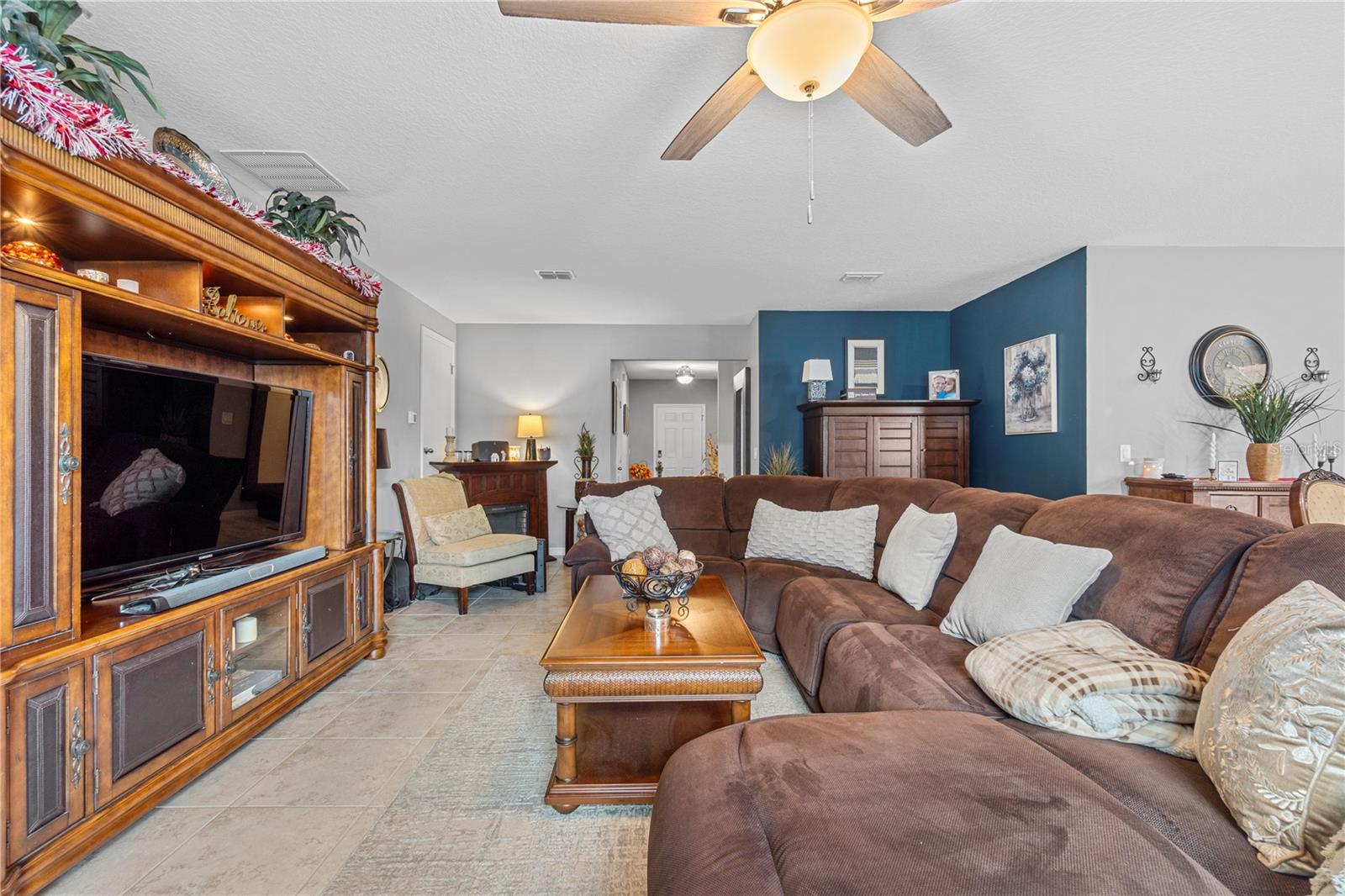 MARION OAKS UN 7 - Residential