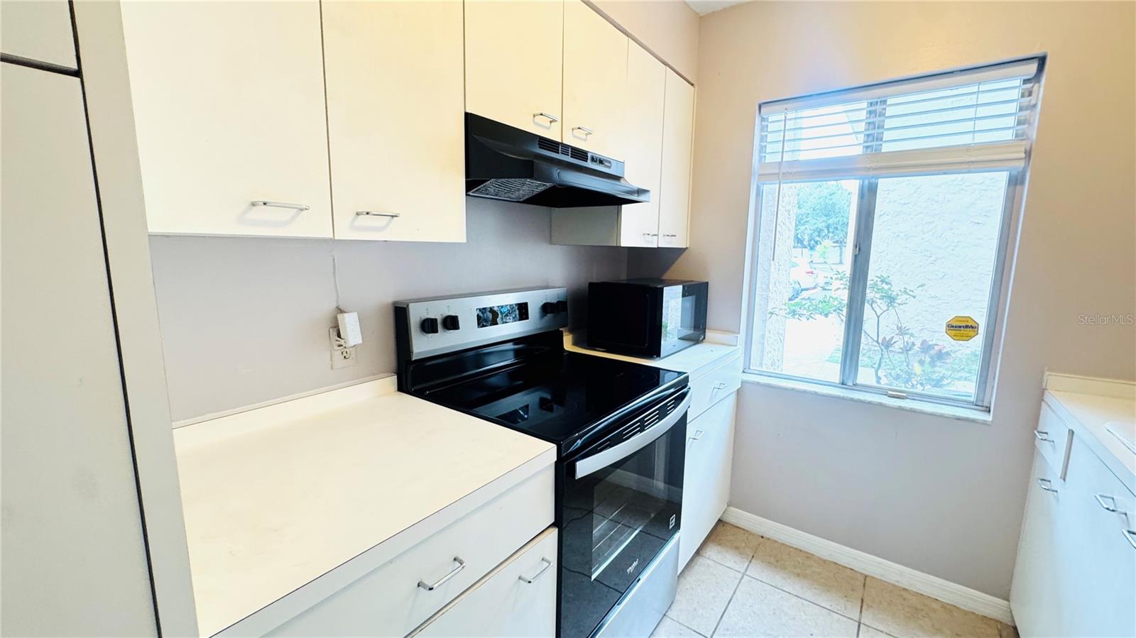PLACE ONE A CONDO - Residential Lease