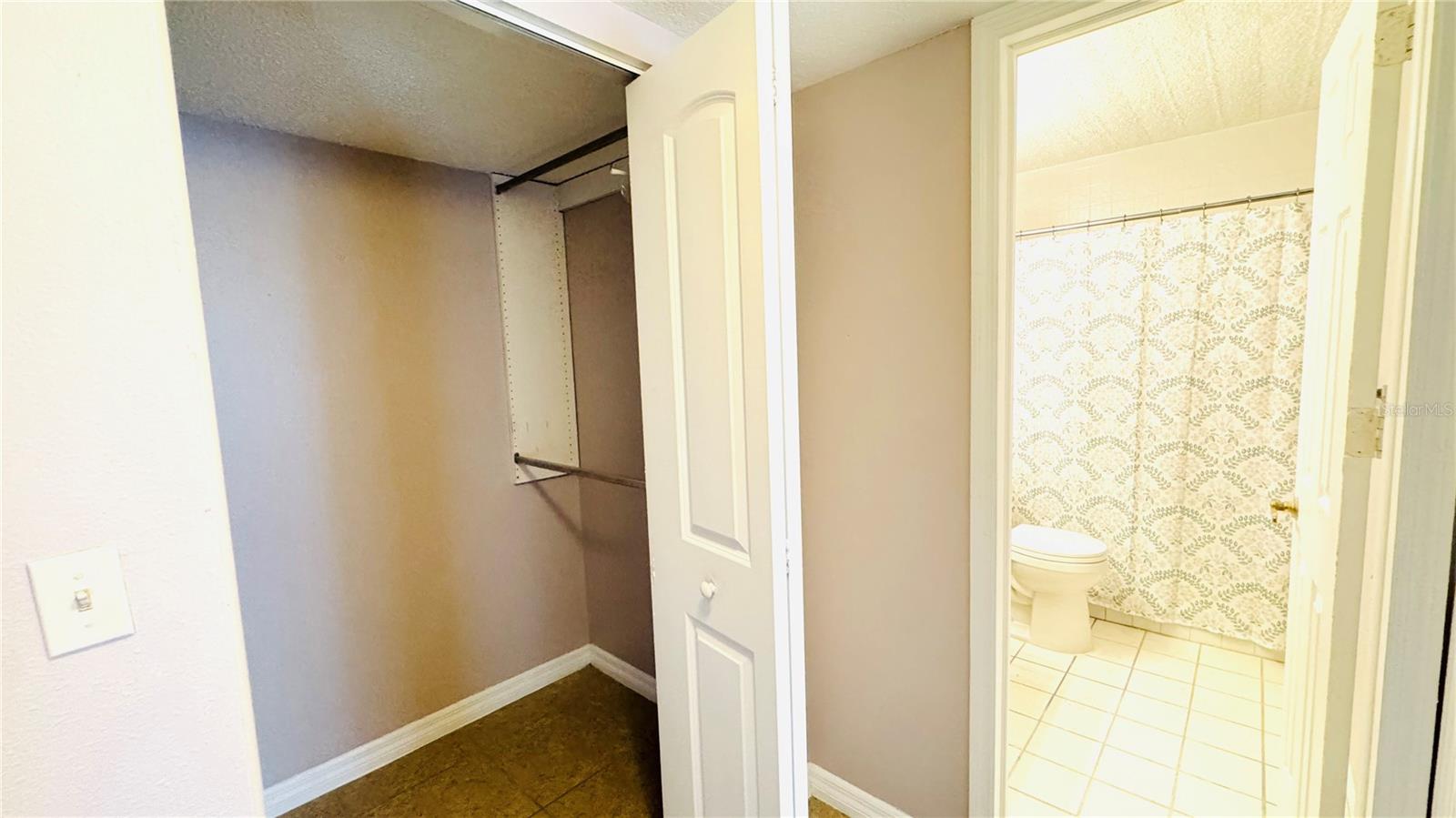 PLACE ONE A CONDO - Residential Lease
