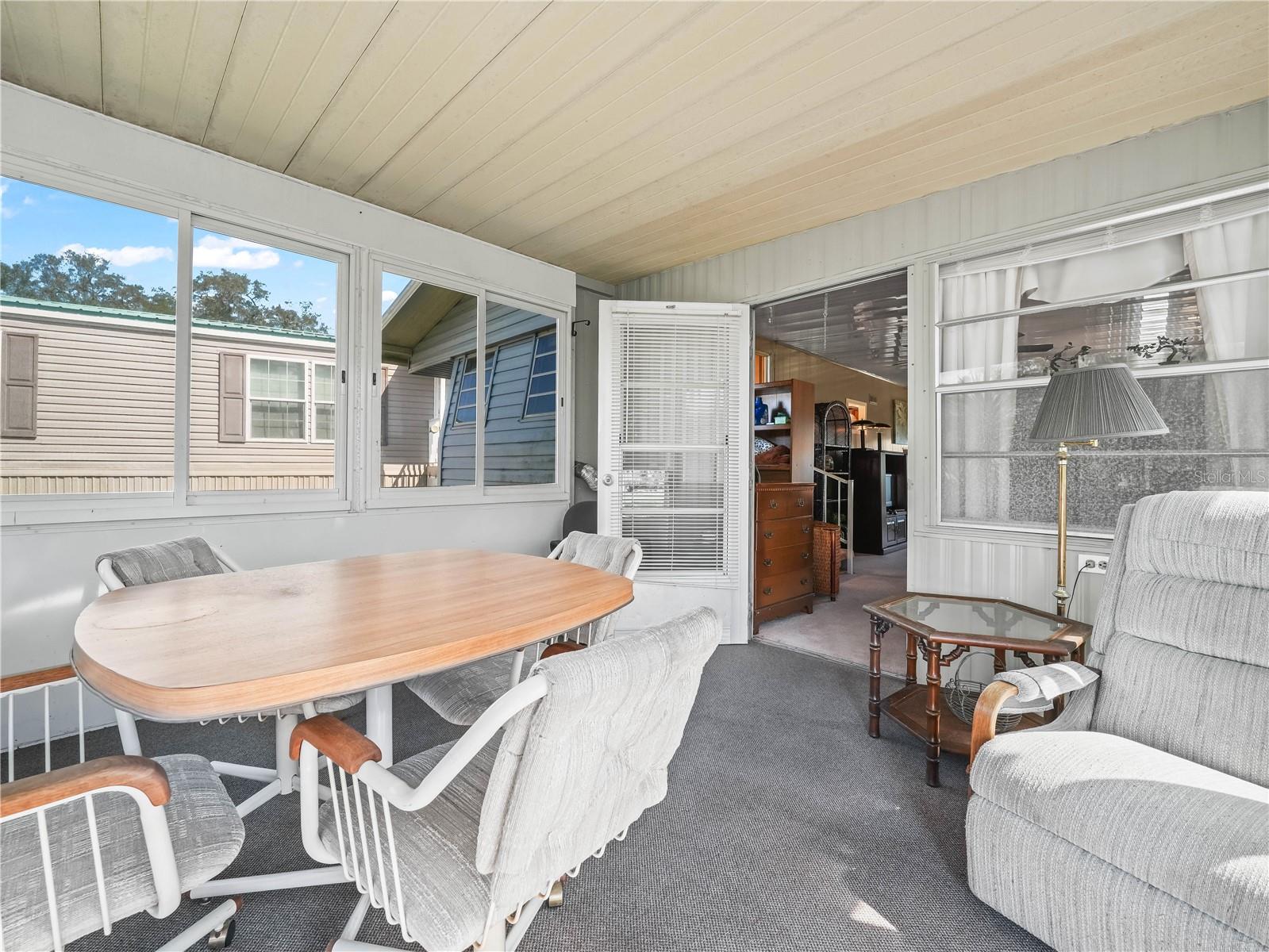 SADDLEBAG LAKE - Residential
