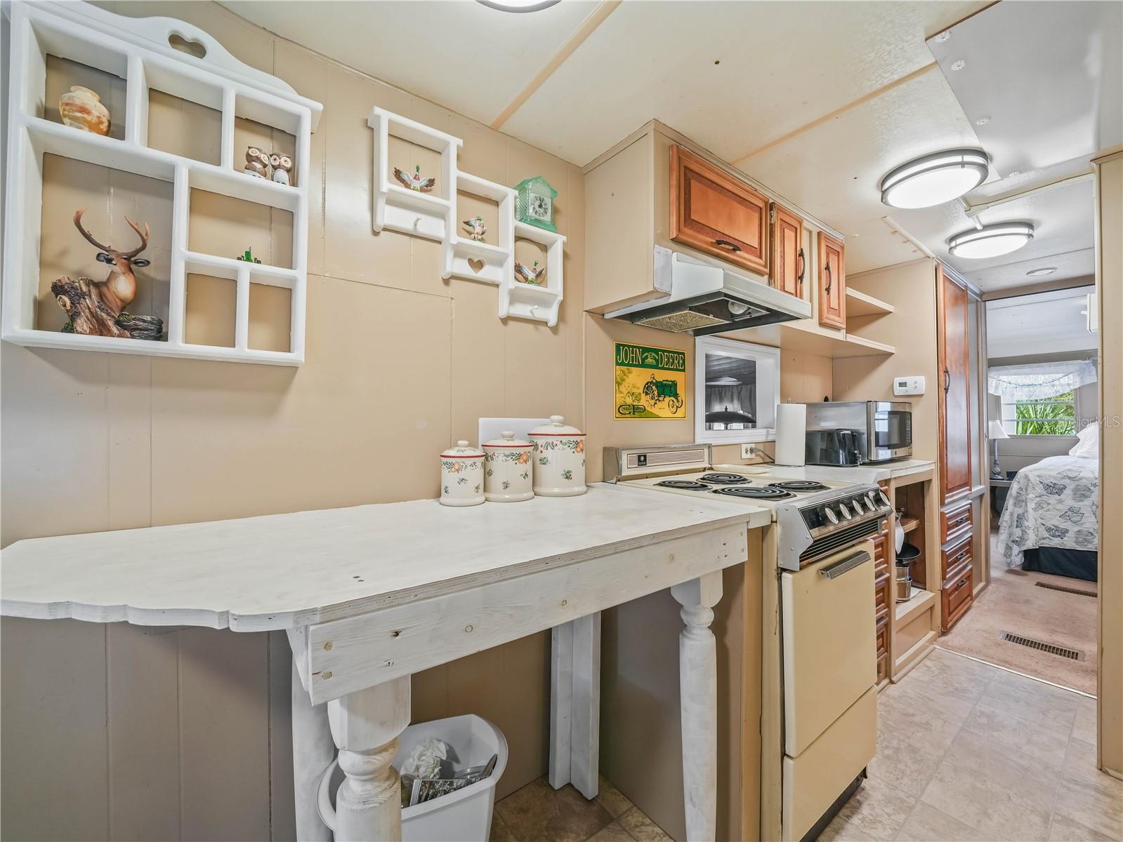 SADDLEBAG LAKE - Residential