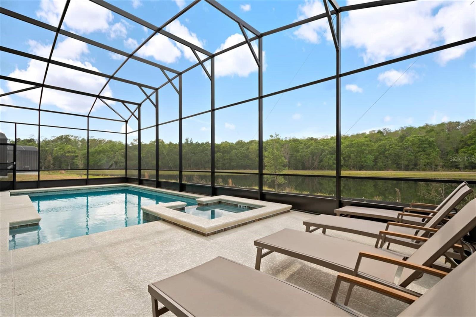 SONOMA RESORT AT TAPESTRY - Residential