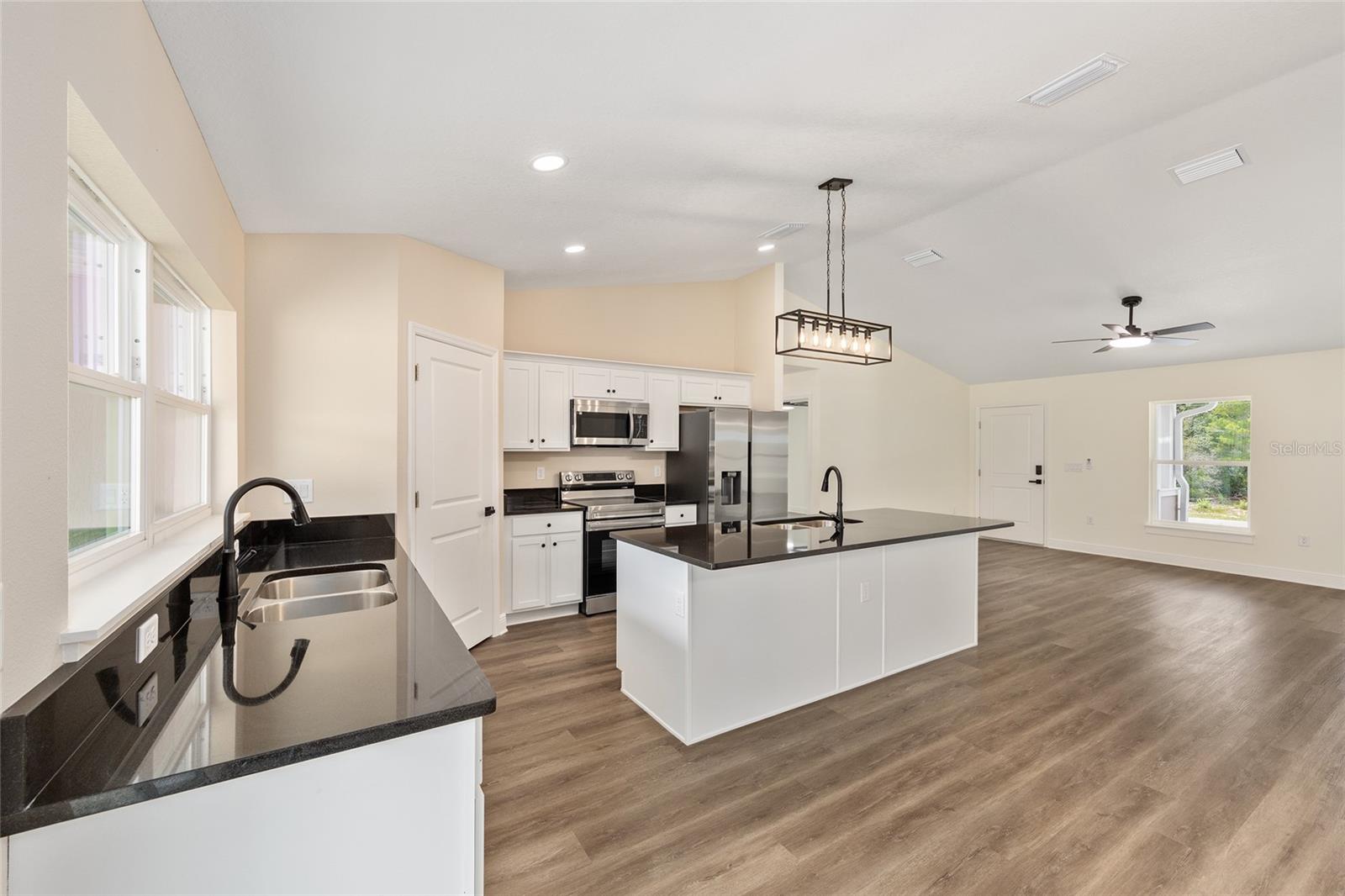 CITRUS SPGS UNIT 10 - Residential