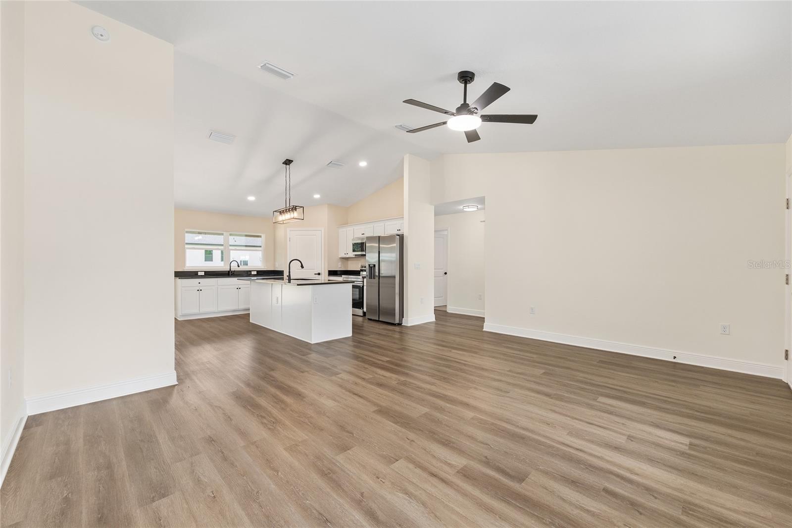CITRUS SPGS UNIT 10 - Residential