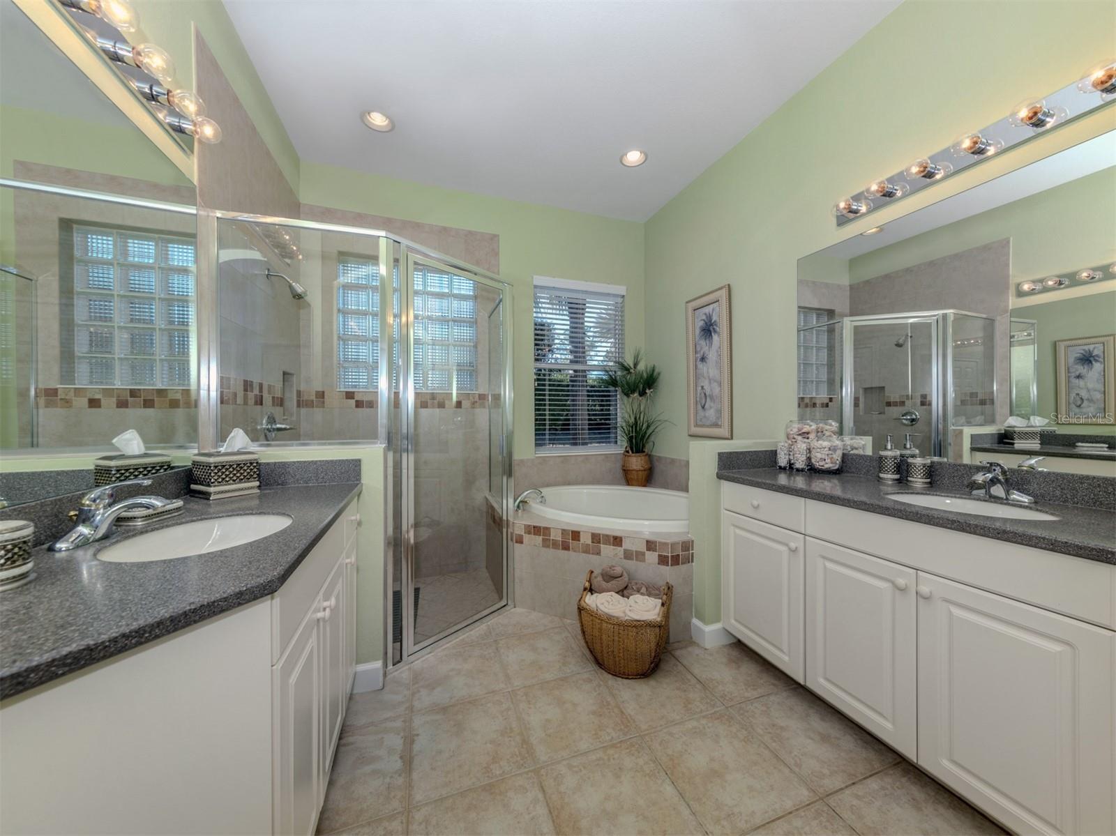 VENETIAN GOLF AND RIVER CLUB - Residential