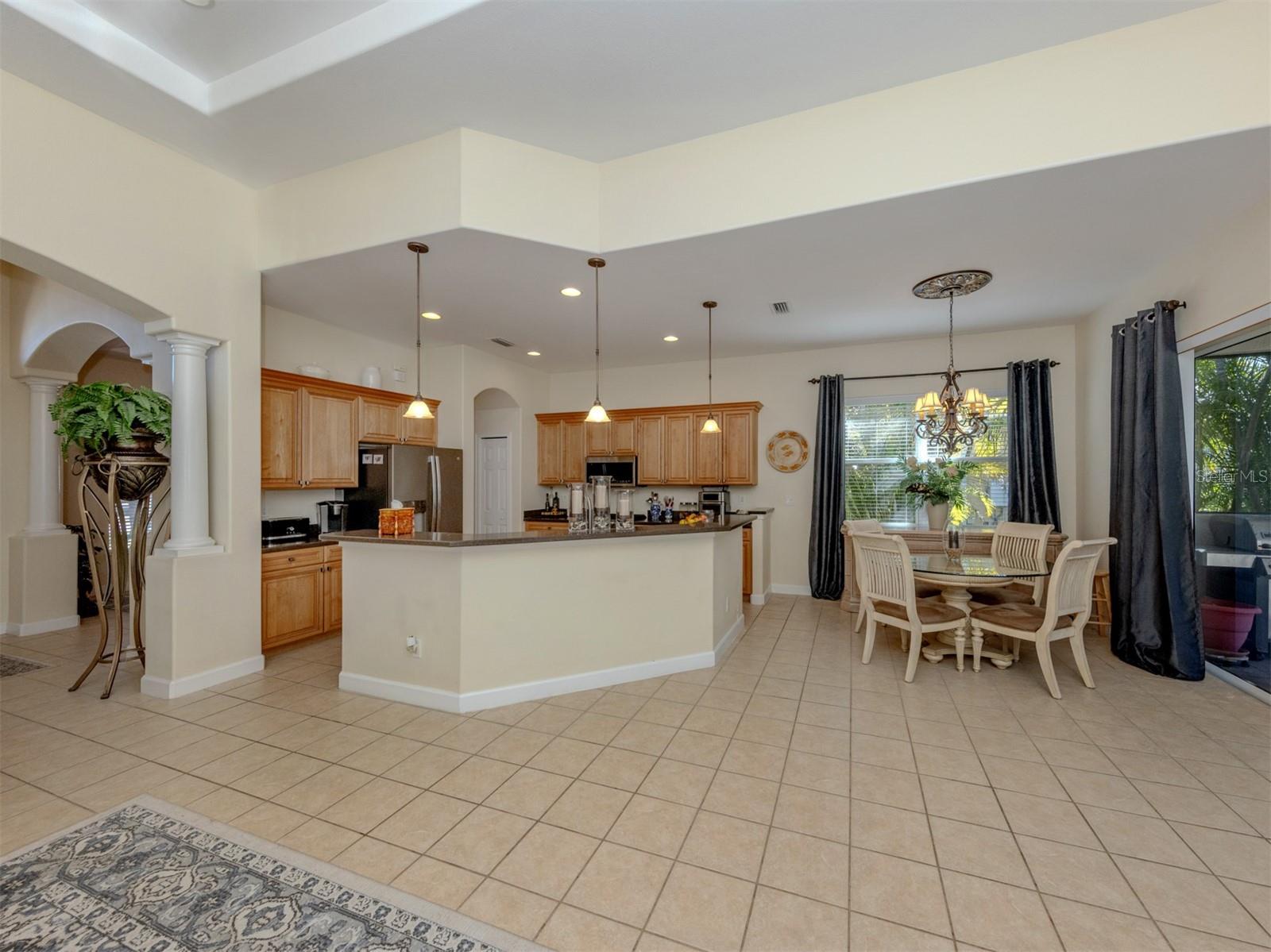 VENETIAN GOLF AND RIVER CLUB - Residential