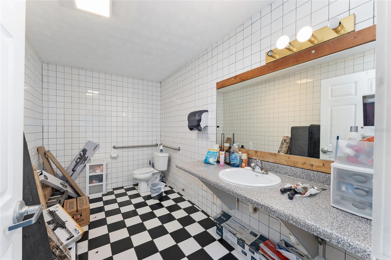 N/A - Commercial Lease
