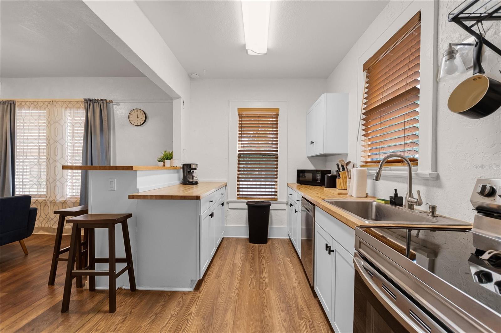 JOHNSONS T H SUBDIVISION - Residential Income