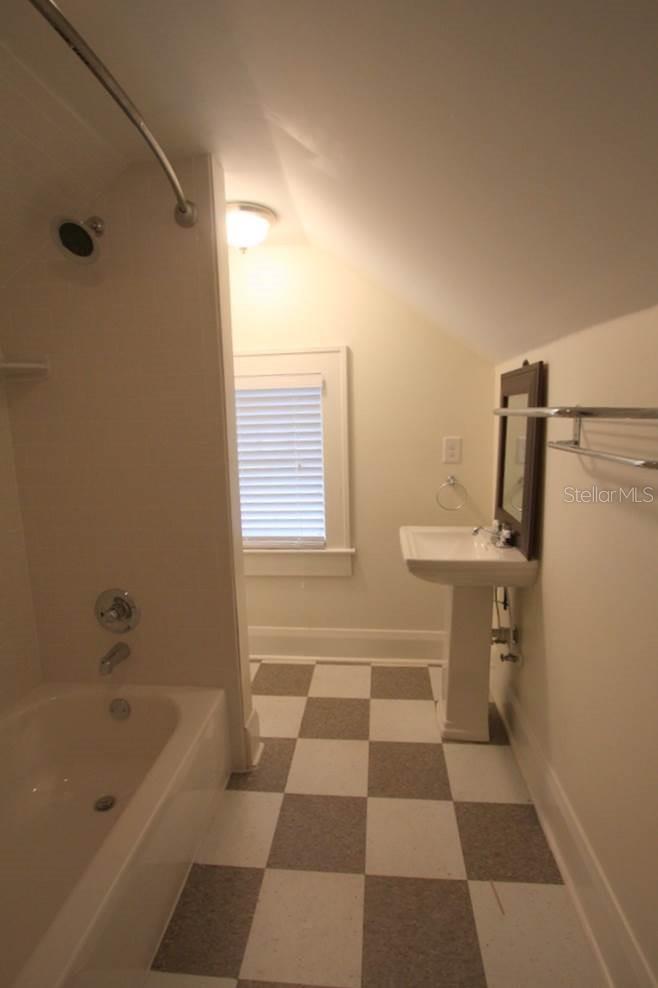 JENSEN PLACE - Residential Lease