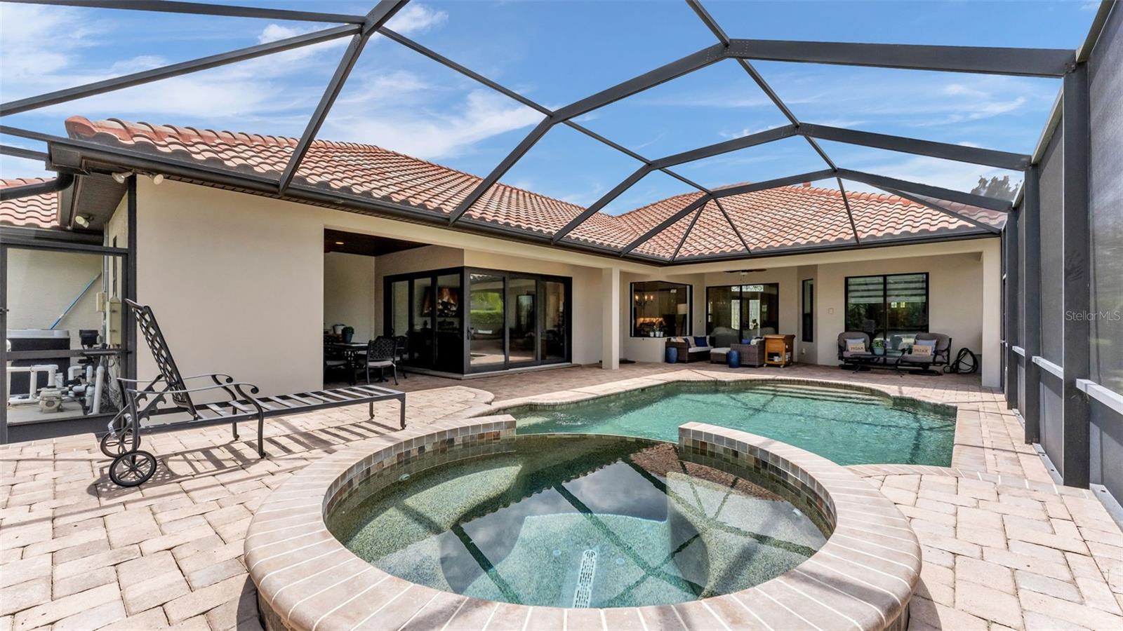 EAGLEBROOKE NORTH - Residential
