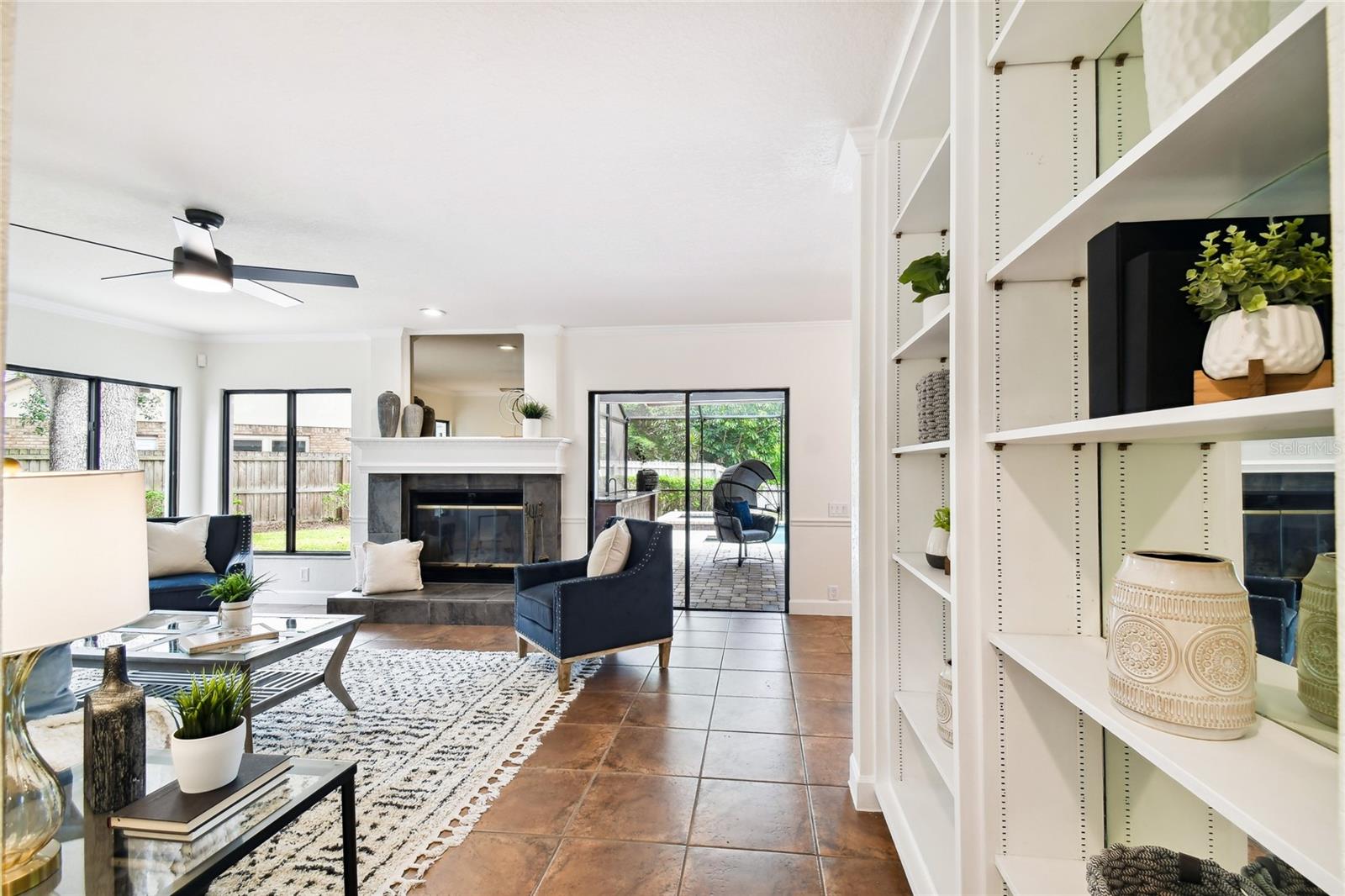 LAKE MAGDALENE MANORS - Residential