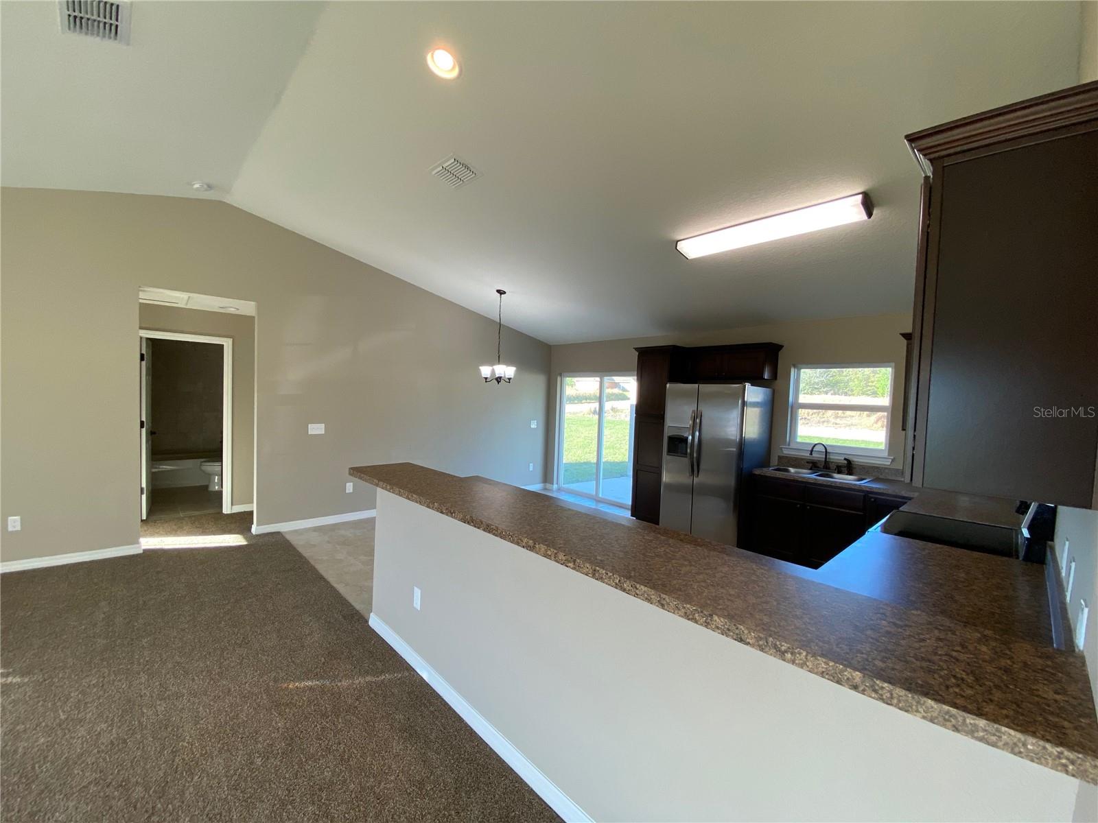 SILVER SPGS SHORES UN 18 - Residential Lease