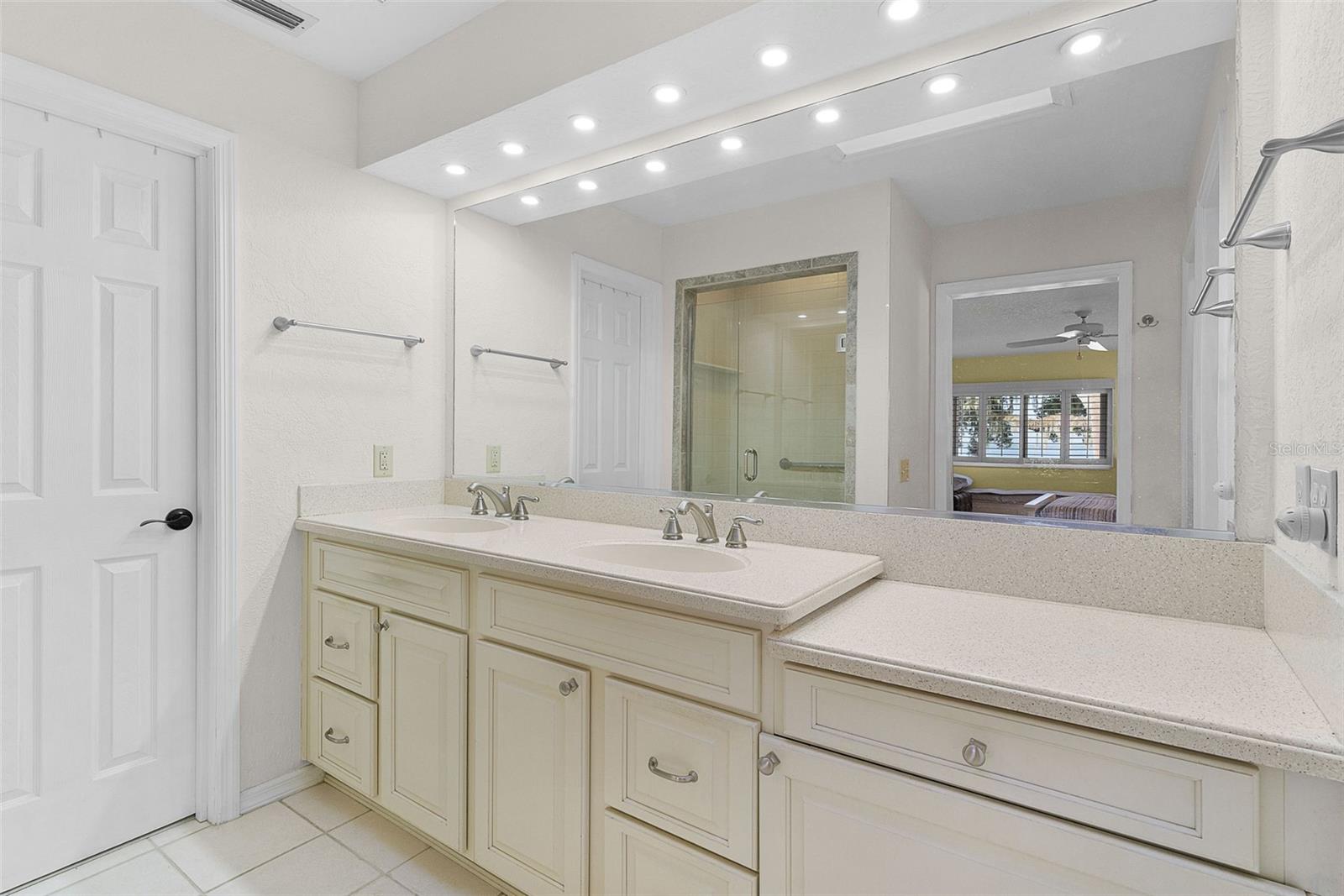 STANTON BEACH - Residential