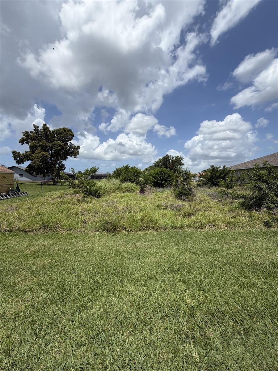 PORT CHARLOTTE SEC 054 - Land
