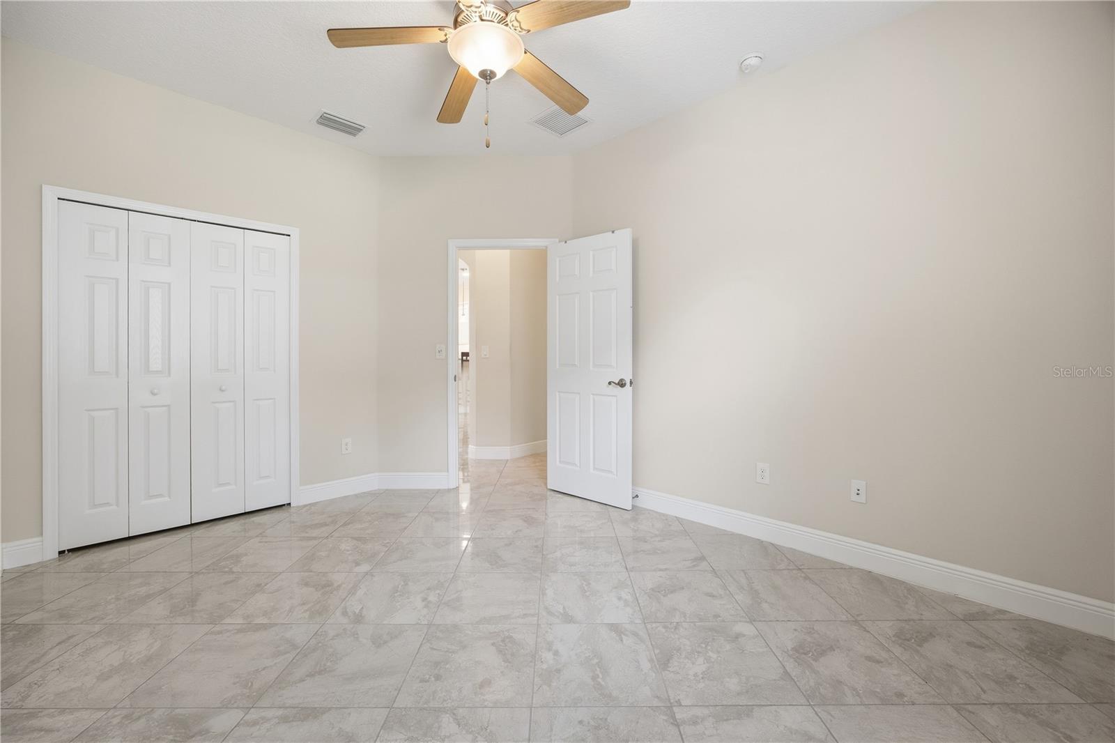 ARLINGTON RIDGE PHASE 2 - Residential