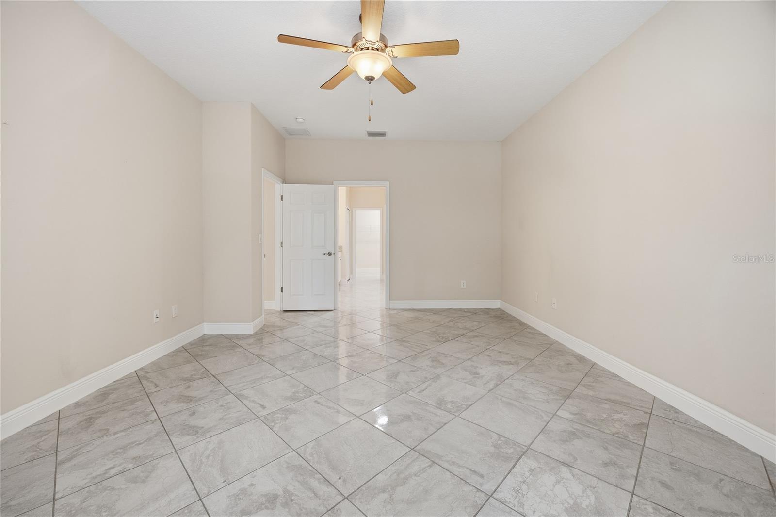 ARLINGTON RIDGE PHASE 2 - Residential