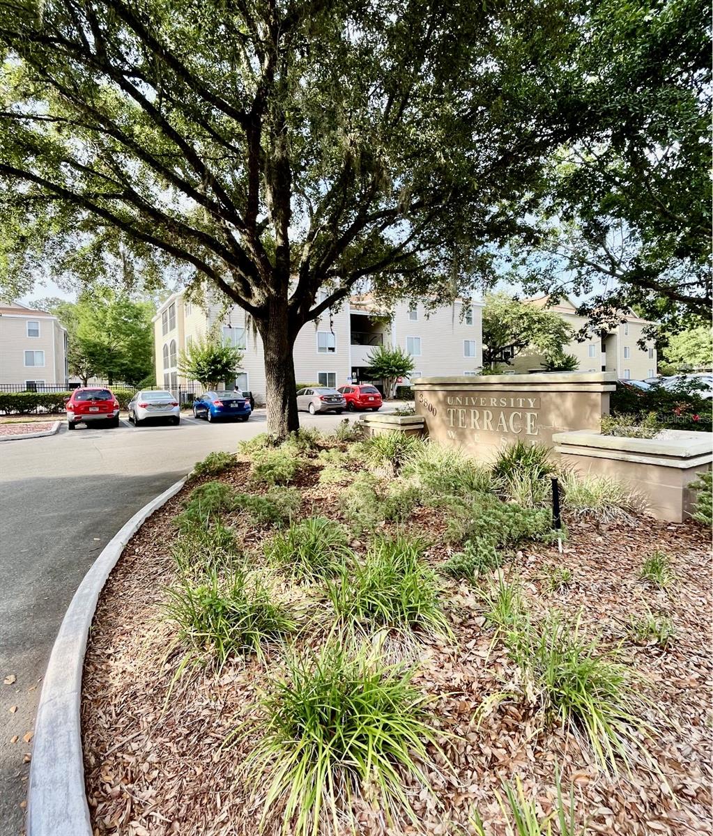 UNIV TERRACE W - Residential