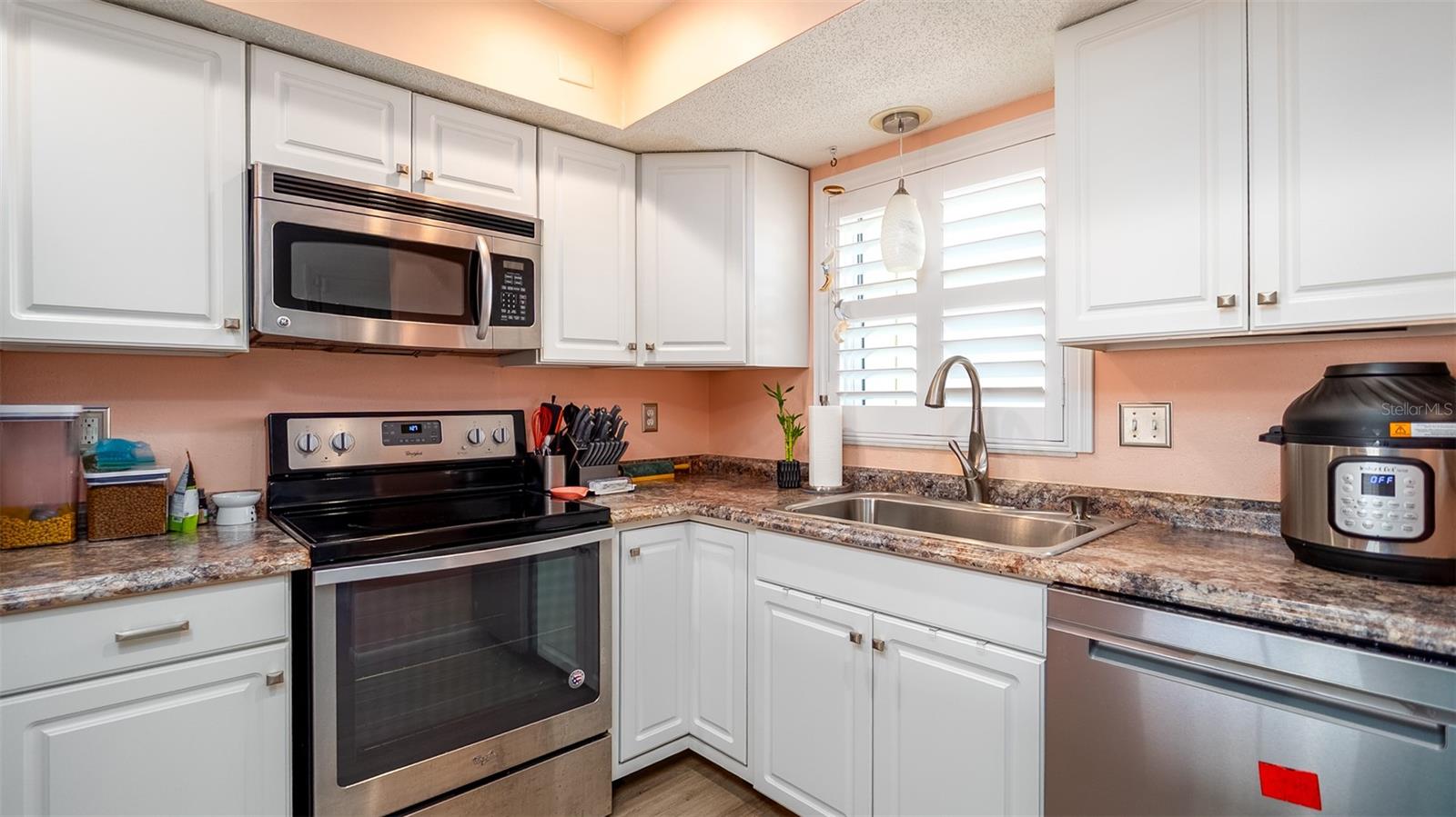 VILLA NOVA SHORES PH 1 - Residential