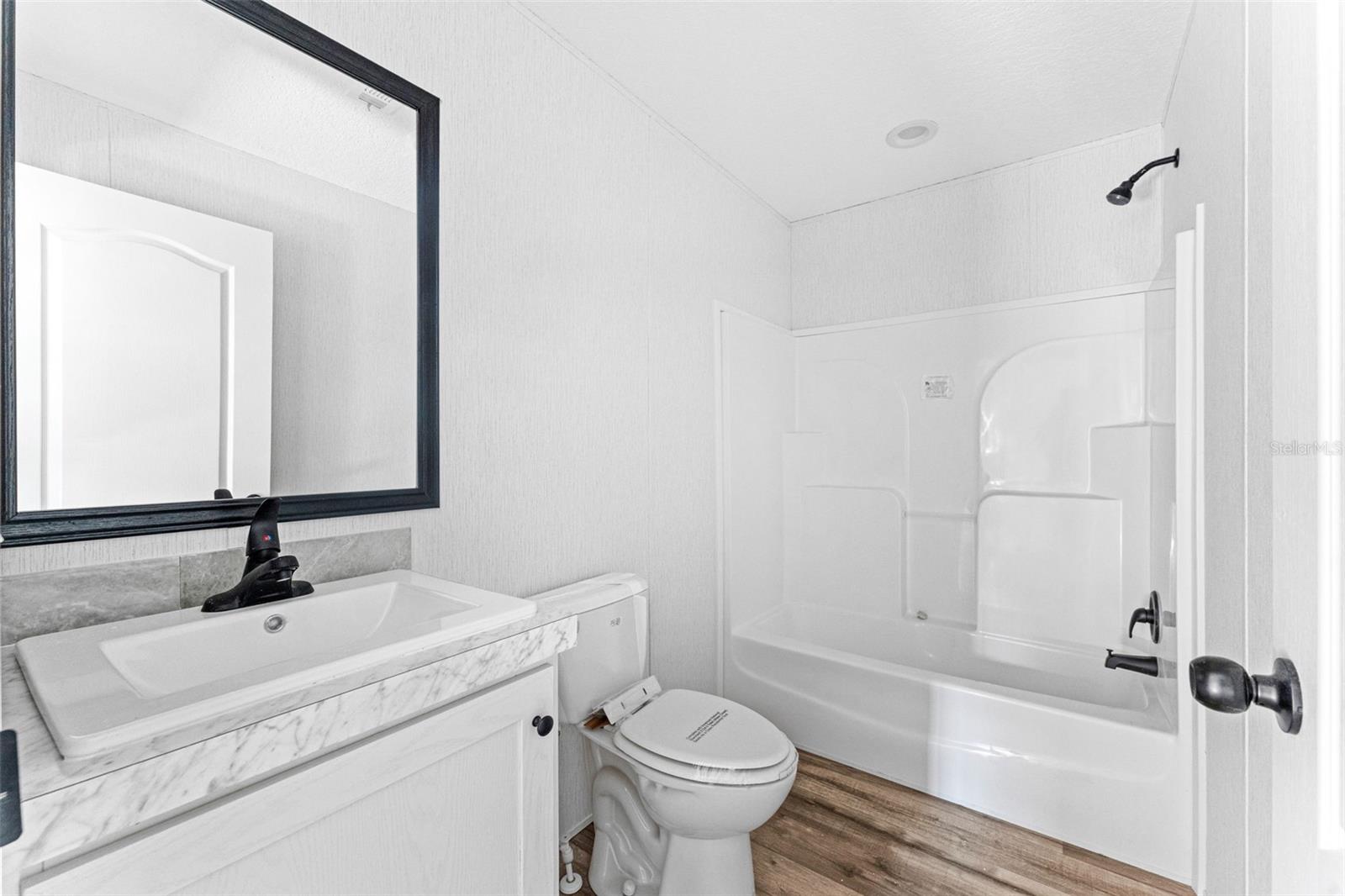 ALLANDALE - Residential