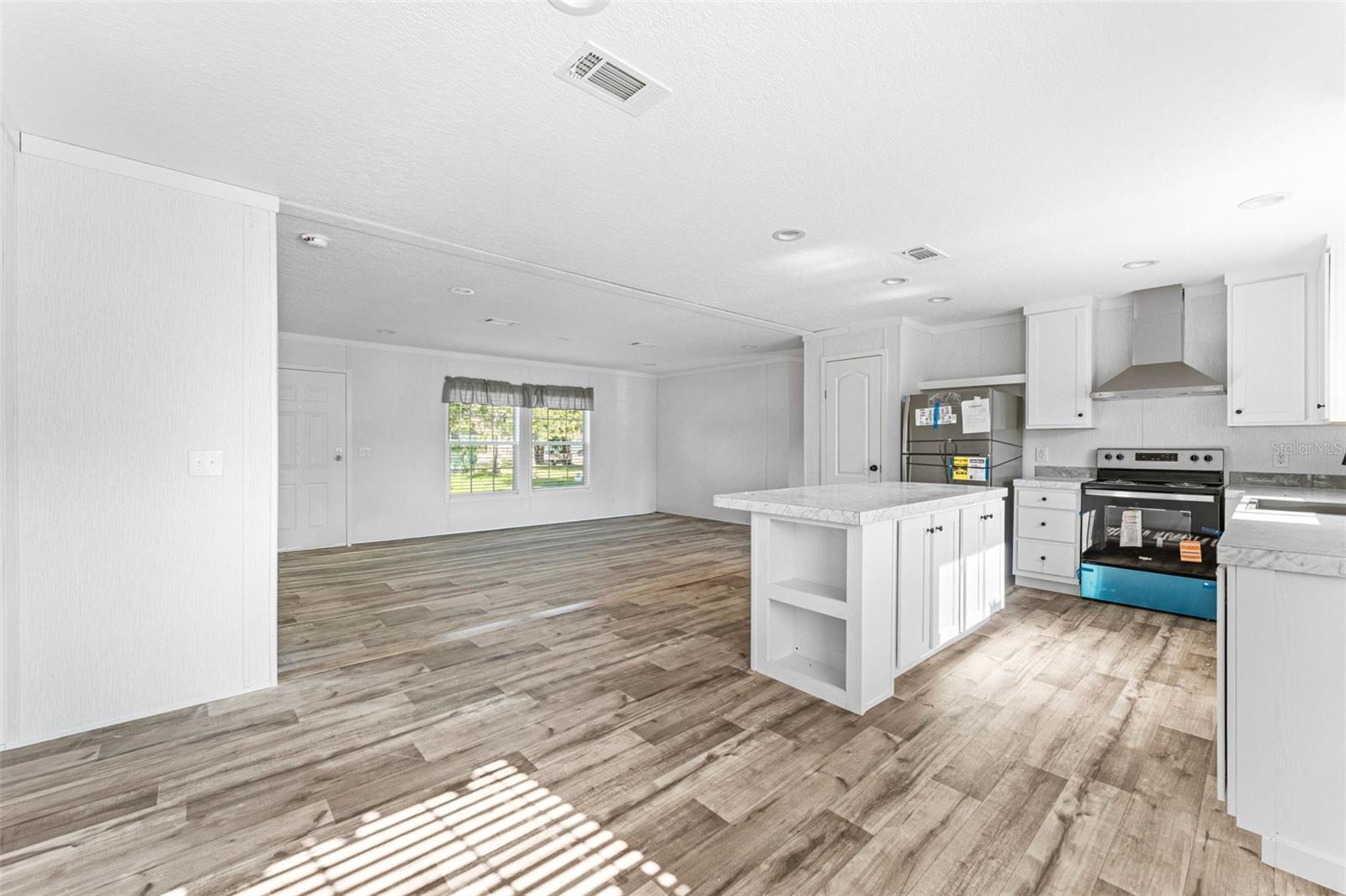 ALLANDALE - Residential