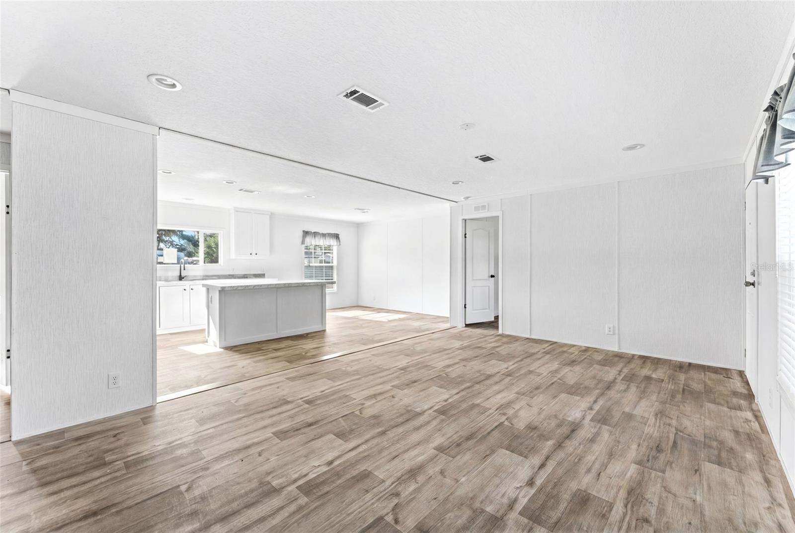 ALLANDALE - Residential