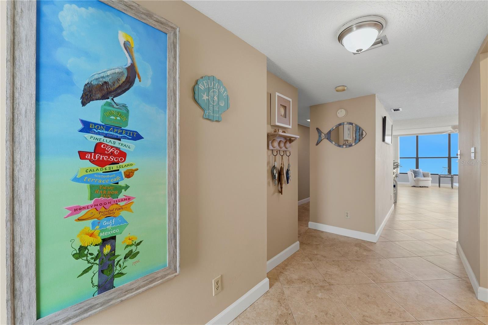 ISLAND TOWERS - Residential
