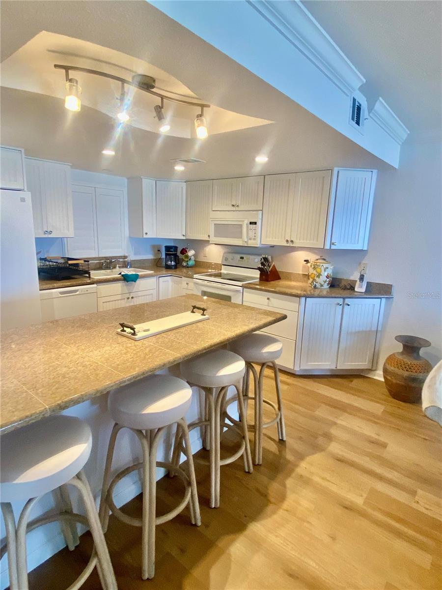SILVER SANDS - Residential