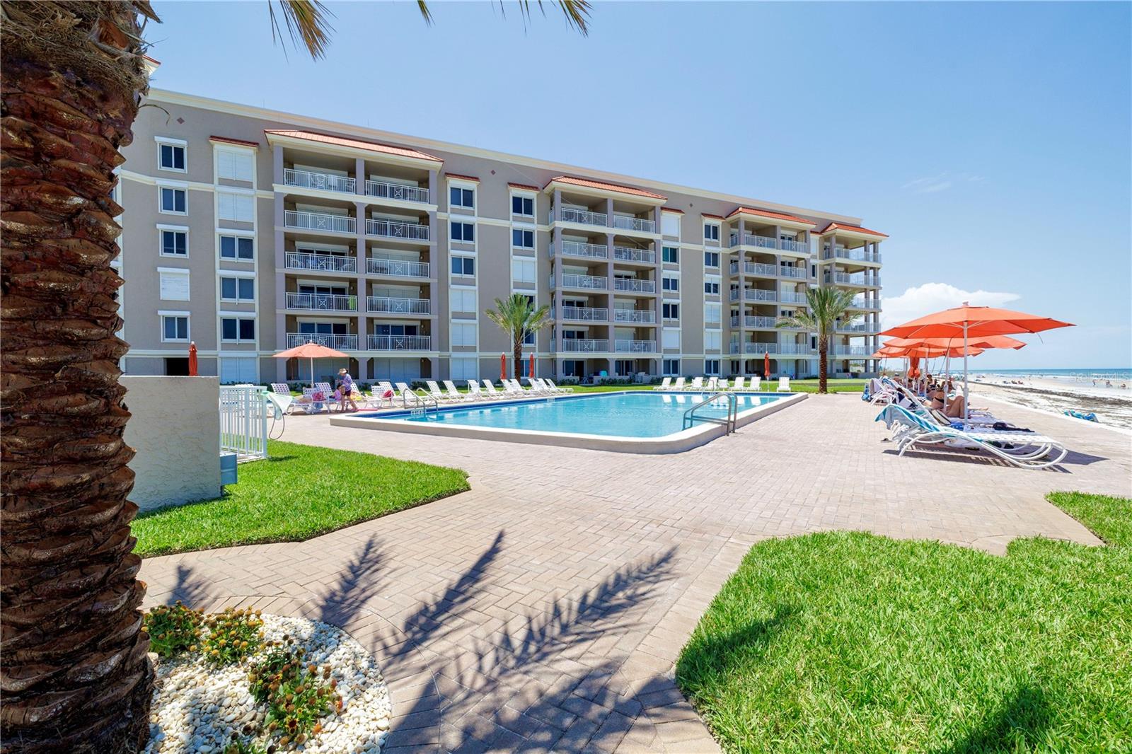SILVER SANDS - Residential