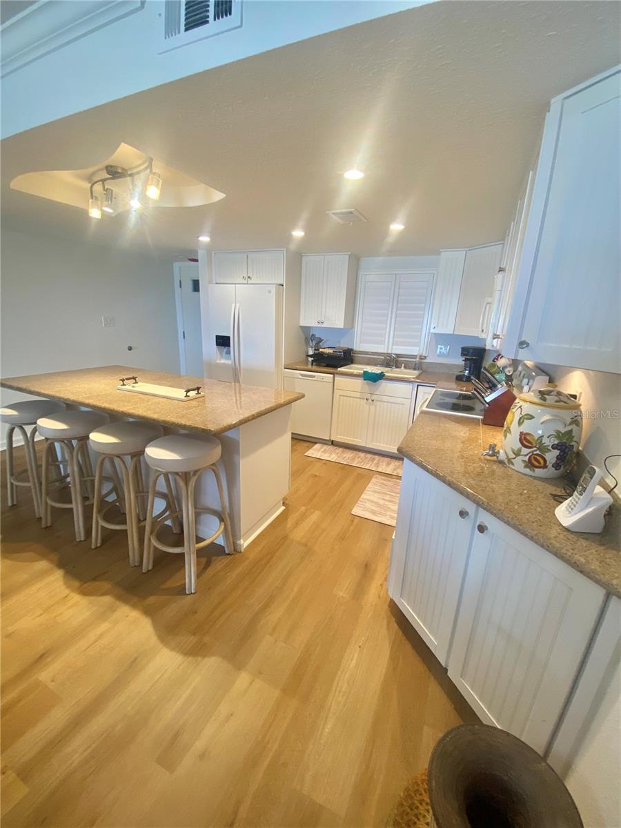 SILVER SANDS - Residential